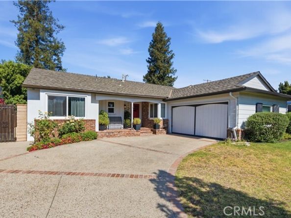 8469 Fullbright, Winnetka (los Angeles) CA 91306