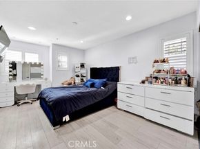 17657 Tuscan Drive, Granada Hills (los Angeles) CA 91344