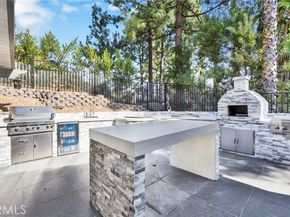 17657 Tuscan Drive, Granada Hills (los Angeles) CA 91344