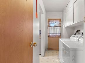 9825 Tujunga Canyon Place, Tujunga (los Angeles) CA 91042