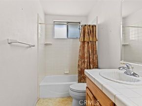 9825 Tujunga Canyon Place, Tujunga (los Angeles) CA 91042