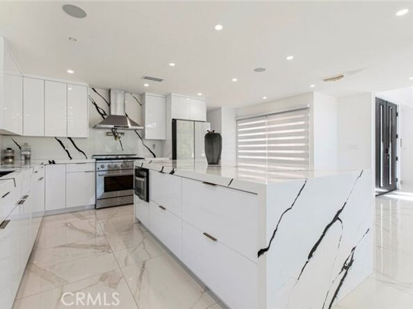 12410 Mclennan Avenue, Granada Hills (los Angeles) CA 91344