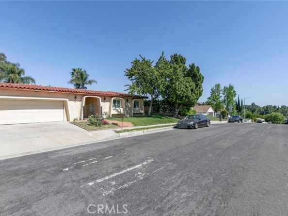 12410 Mclennan Avenue, Granada Hills (los Angeles) CA 91344