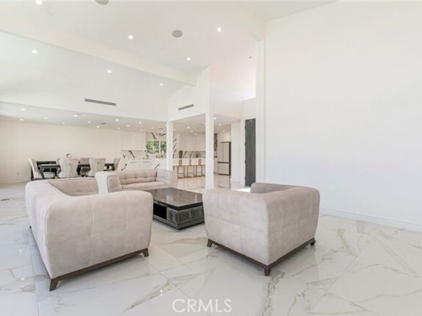 12410 Mclennan Avenue, Granada Hills (los Angeles) CA 91344