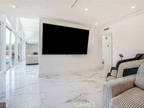 12410 Mclennan Avenue, Granada Hills (los Angeles) CA 91344