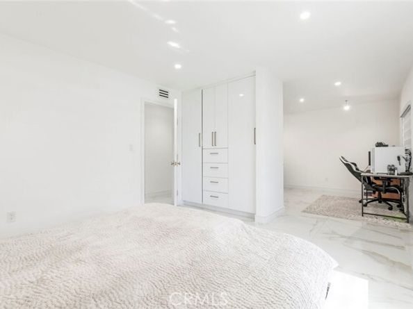 12410 Mclennan Avenue, Granada Hills (los Angeles) CA 91344