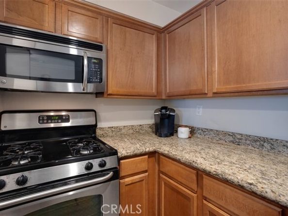 355 N Maple Street 209, Burbank CA 91505