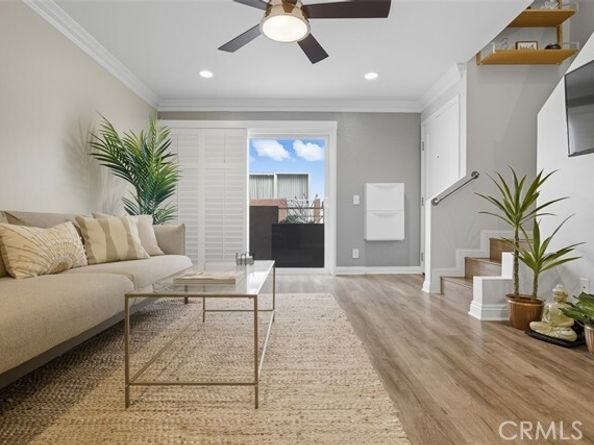 355 N Maple Street 209, Burbank CA 91505