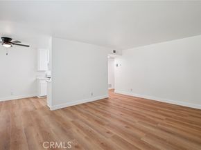 11813 Runnymede Street 27, North Hollywood (los Angeles) CA 91605
