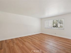 11813 Runnymede Street 27, North Hollywood (los Angeles) CA 91605