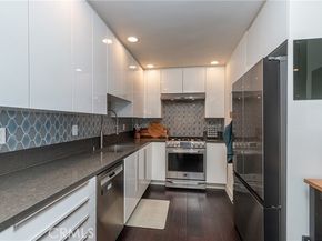 1734 N Verdugo 23, Glendale CA 91208