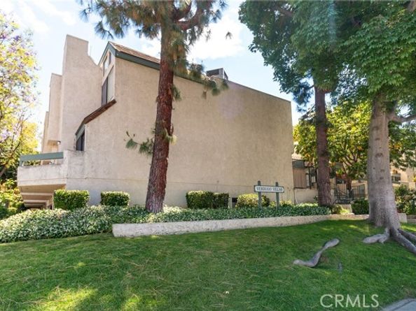 1734 N Verdugo 23, Glendale CA 91208