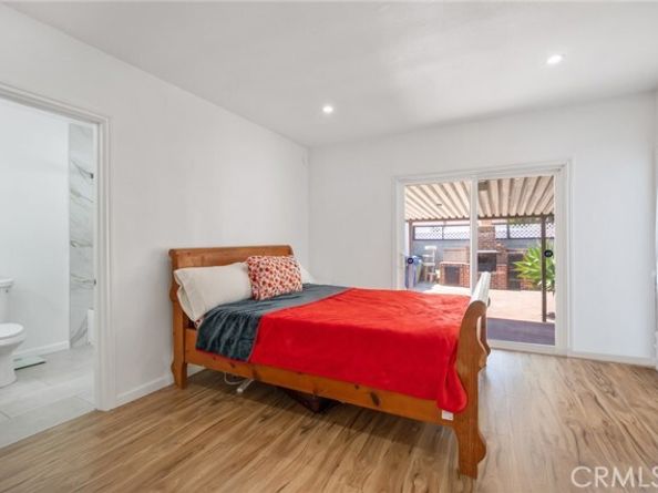 7037 Cimarron Street, Los Angeles CA 90047
