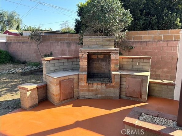 8836 Tyrone, Panorama City (los Angeles) CA 91402