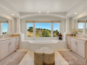 12356 Longacre, Granada Hills (los Angeles) CA 91344