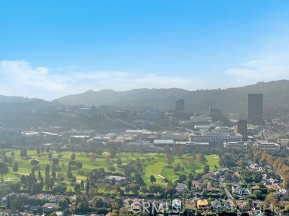 4444 Moorpark Way 201, Toluca Lake (los Angeles) CA 91602