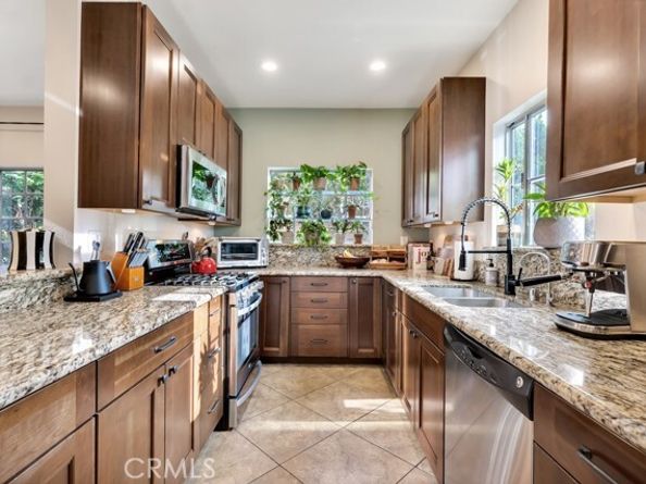 4444 Moorpark Way 201, Toluca Lake (los Angeles) CA 91602