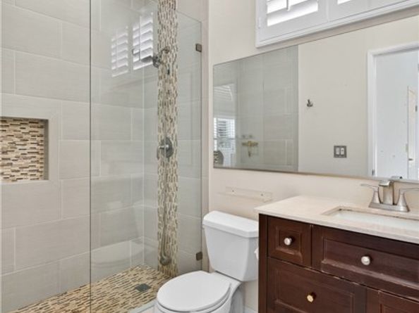 7236 Amigo 113, Reseda (los Angeles) CA 91335