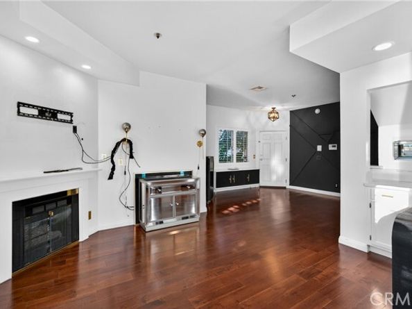 7236 Amigo 113, Reseda (los Angeles) CA 91335