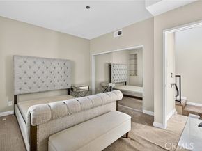 7236 Amigo 113, Reseda (los Angeles) CA 91335