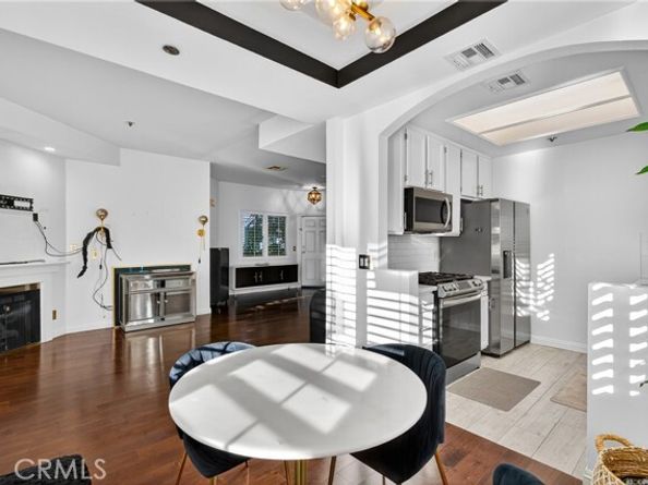 7236 Amigo 113, Reseda (los Angeles) CA 91335