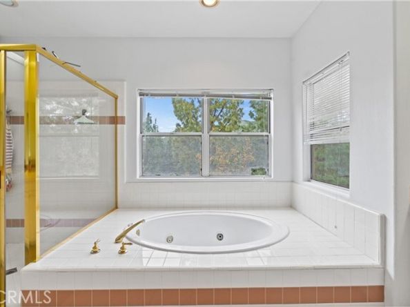 24310 Belford, West Hills (los Angeles) CA 91307