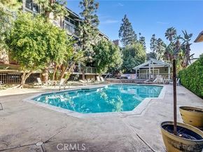 18324 Clark 119, Tarzana (los Angeles) CA 91356