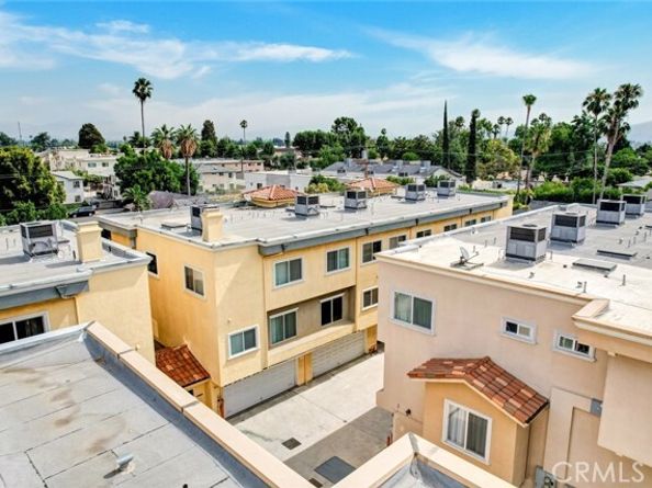 13629 Wyandotte Street 111, Van Nuys (los Angeles) CA 91405