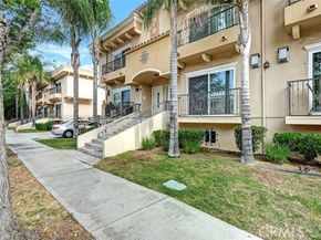 13629 Wyandotte Street 111, Van Nuys (los Angeles) CA 91405