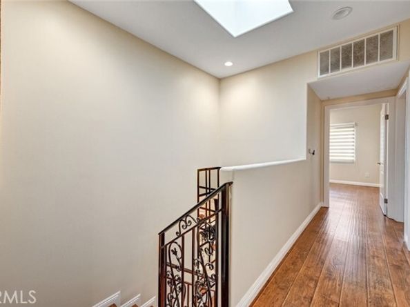 13629 Wyandotte Street 111, Van Nuys (los Angeles) CA 91405