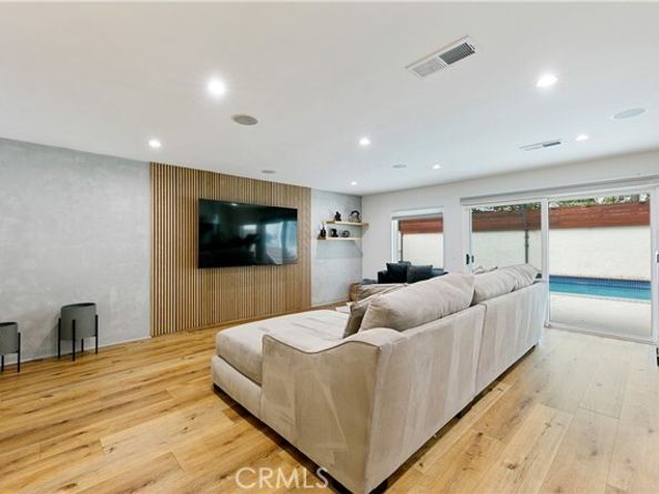 24411 Highlander Road, West Hills (los Angeles) CA 91307