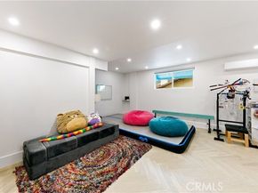 24411 Highlander Road, West Hills (los Angeles) CA 91307