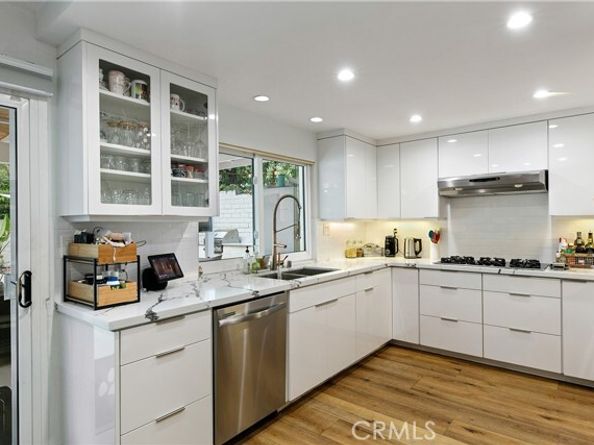 24411 Highlander Road, West Hills (los Angeles) CA 91307