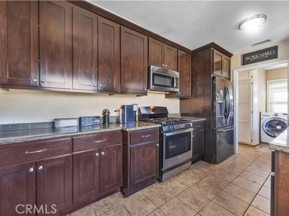 15709 Devonshire Street, Granada Hills (los Angeles) CA 91344