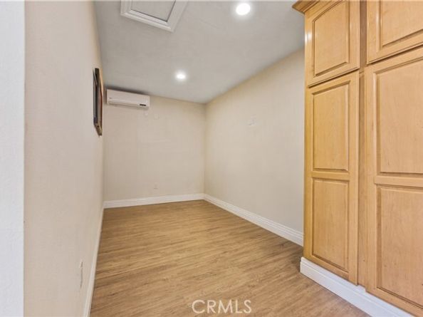 15709 Devonshire Street, Granada Hills (los Angeles) CA 91344