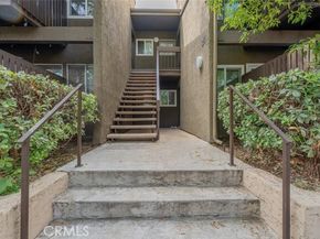 18350 Hatteras Street 132, Tarzana (los Angeles) CA 91356