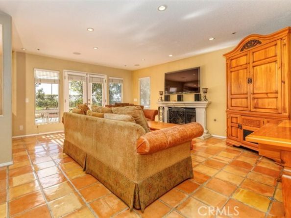17816 Tuscan Drive, Granada Hills (los Angeles) CA 91344