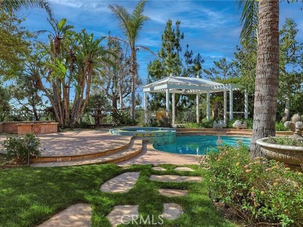 17816 Tuscan Drive, Granada Hills (los Angeles) CA 91344