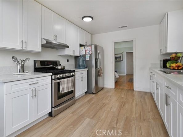 5634 Camellia Avenue, North Hollywood (los Angeles) CA 91601