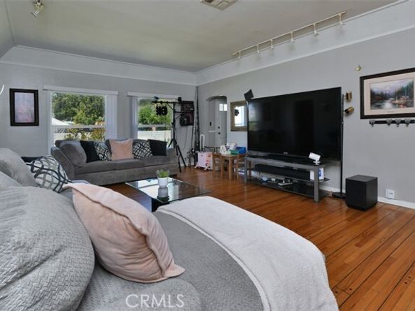 5634 Camellia Avenue, North Hollywood (los Angeles) CA 91601