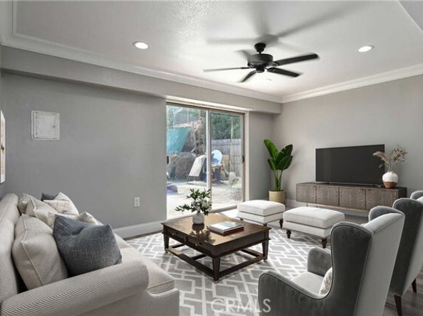 5634 Camellia Avenue, North Hollywood (los Angeles) CA 91601