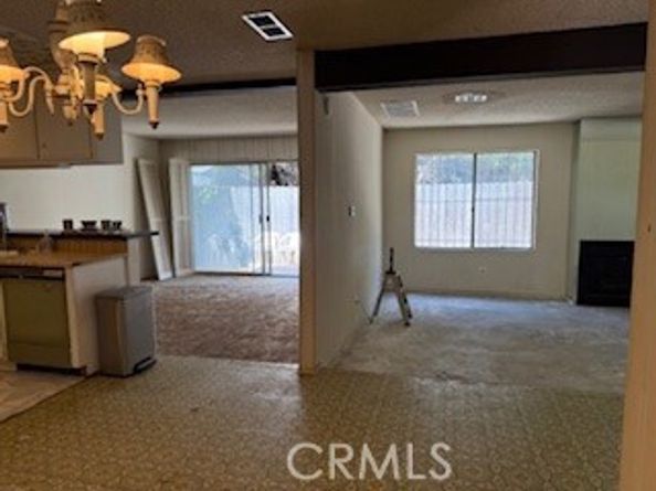 9025 Willis Avenue 141, Panorama City (los Angeles) CA 91402