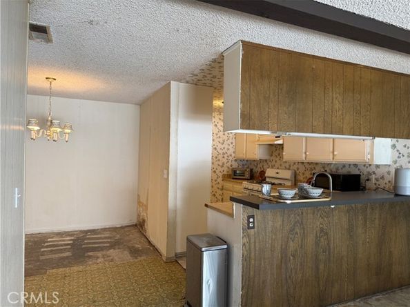 9025 Willis Avenue 141, Panorama City (los Angeles) CA 91402