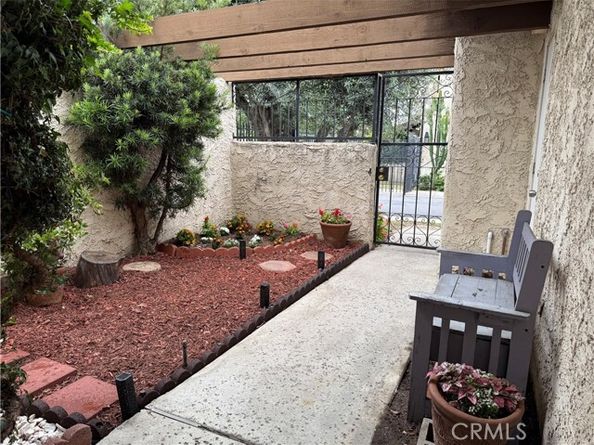 9025 Willis Avenue 141, Panorama City (los Angeles) CA 91402