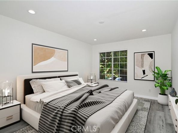 5525 Canoga Avenue 129, Woodland Hills (los Angeles) CA 91367