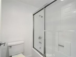 5525 Canoga Avenue 129, Woodland Hills (los Angeles) CA 91367