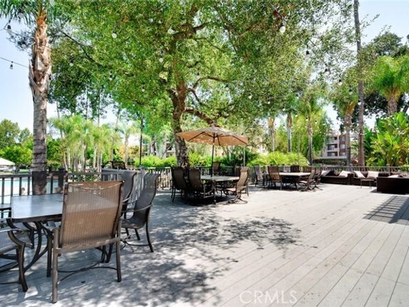 5525 Canoga Avenue 129, Woodland Hills (los Angeles) CA 91367