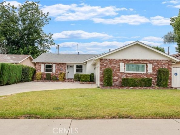 8439 Etiwanda Avenue, Northridge (los Angeles) CA 91325