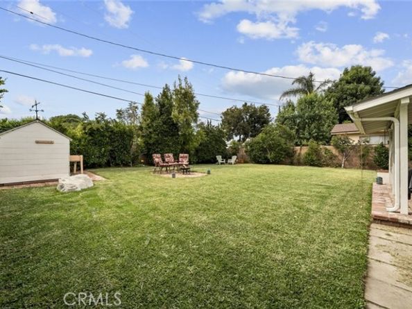 8439 Etiwanda Avenue, Northridge (los Angeles) CA 91325