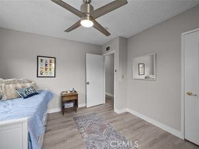 8439 Etiwanda Avenue, Northridge (los Angeles) CA 91325